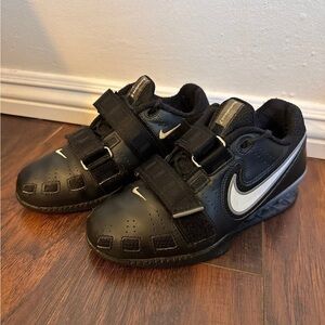 Nike Romaleos 2 Women’s Size 5.5 Weightlifting Shoes
